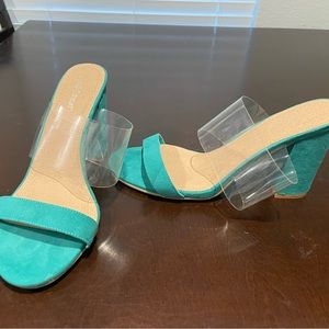 Ashley Stewart Citron Lime Heels 12W